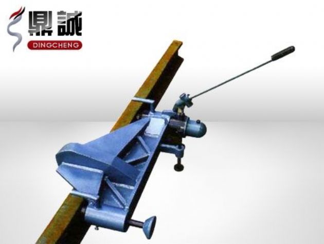 點擊查看詳細信息<br>標(biāo)題：水平液壓彎軌機 閱讀次數(shù)：4925